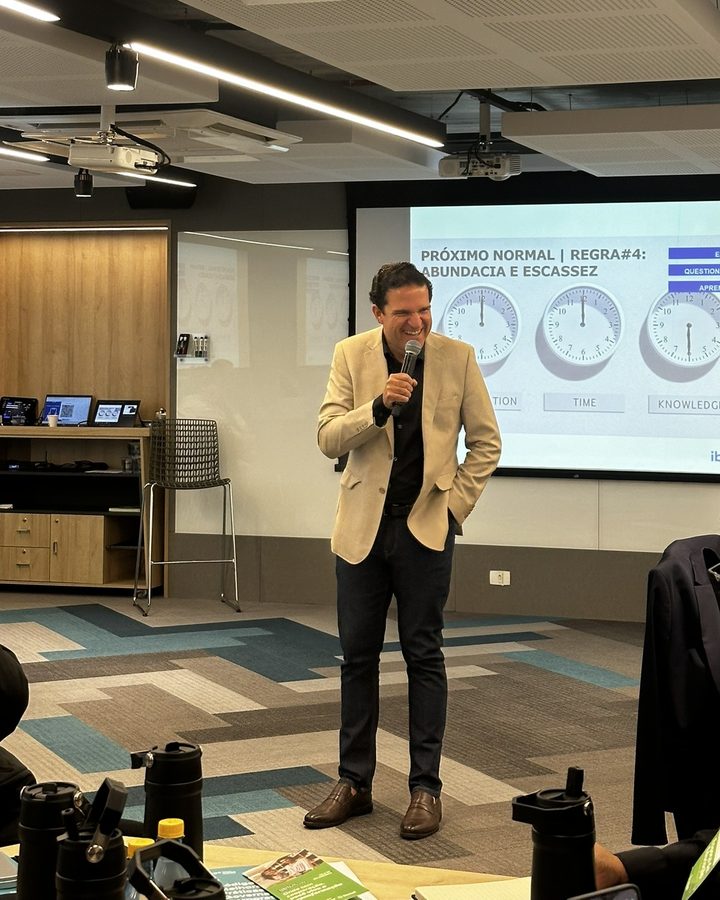 Marcos Sampaio em aula do IBGC em Curitiba